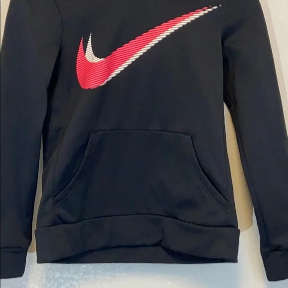Nike Dri Fit Black Kangaroo Pockets Girls Hoodie - Picture 3 of 9